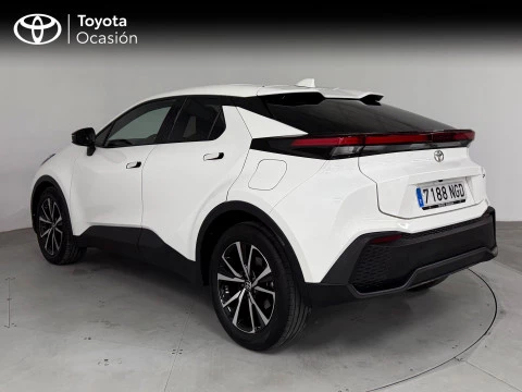 Toyota C-HR 1.8 Active Hybrid 140