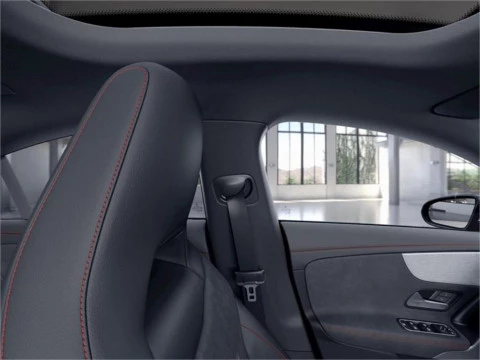 Mercedes-Benz CLA 200 D DCT