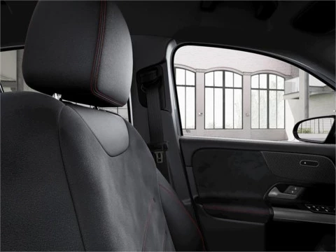 Mercedes-Benz GLA 200 D