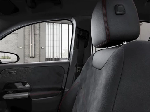 Mercedes-Benz GLA 200 D