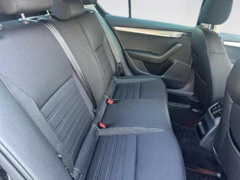 Skoda Octavia 1.0 TSI AMBITION 115 5P