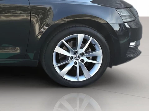 Skoda Octavia 1.0 TSI AMBITION 115 5P