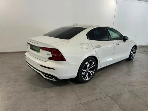 Volvo S60 B4G FWD RDESIGN AUT MHEV