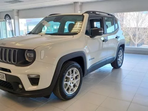 Jeep Renegade eHybrid Altitude 1.5 MHEV 130hp Dct Fwd Jeep Renegade eHybrid Altitude 1.5 MHEV 130hp Dct Fwd