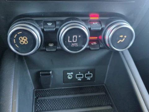 Renault Captur Zen E-TECH Híbrido enchufable 160cv