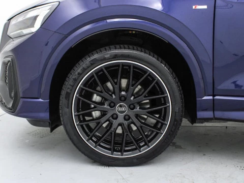 Audi Q2 1.5 35 TFSI S TRONIC ADRENALIN BLACK ED 150 5P