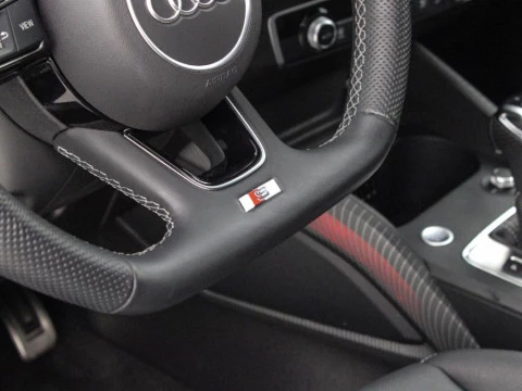 Audi Q2 1.5 35 TFSI S TRONIC ADRENALIN BLACK ED 150 5P