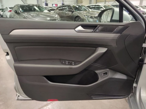 Volkswagen Passat Variant Executive 2.0 TDI 110kW (150CV)