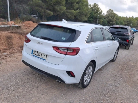 Kia Ceed 1.0 T-GDi 74kW (100CV) Drive