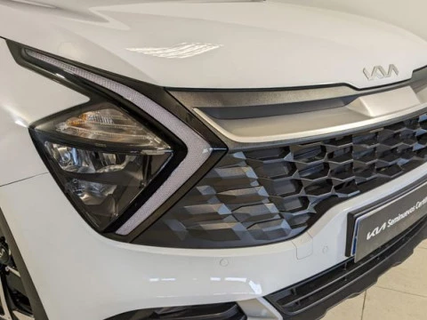 Kia Sportage 1.6 T-GDi MHEV 118kW (160CV) Drive 17