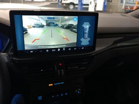 Ford Focus 1.0 Ecoboost MHEV 92kW ST-Line X