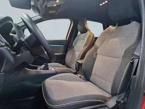 Renault Captur techno Eco-G 100cv (74 kW)