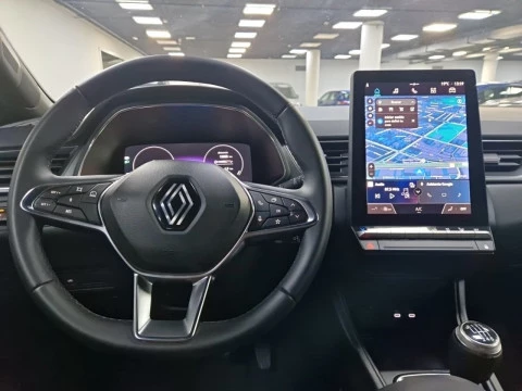 Renault Captur techno Eco-G 100cv (74 kW)