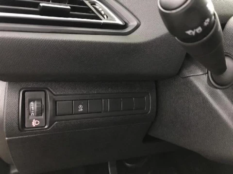 Peugeot 308 N308 STYLE 1.5 BLUEHDI 130CV EAT8 5P