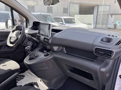 Peugeot Rifter Active Pack Business Std. BlueHDi 100