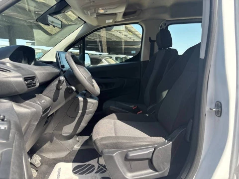 Peugeot Rifter Active Pack Business Std. BlueHDi 100