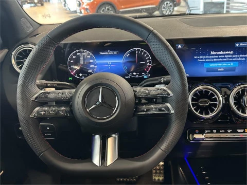 Mercedes-Benz GLA 250 e con tecnología híbrida EQ