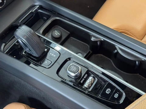 Volvo XC60 Business Plus T8 Twin AWD