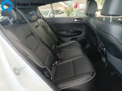 Kia Sportage 1.6 MHEV GT Line Essential 136CV DCT 4X2