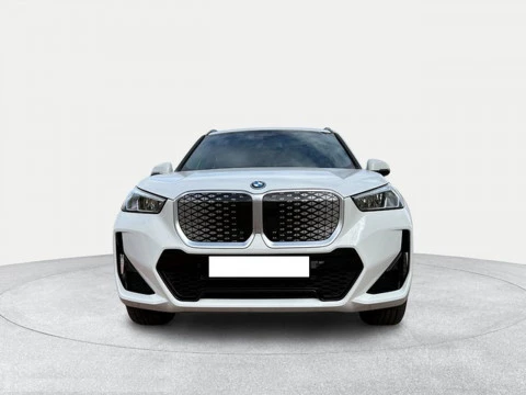 BMW iX1 xDrive30