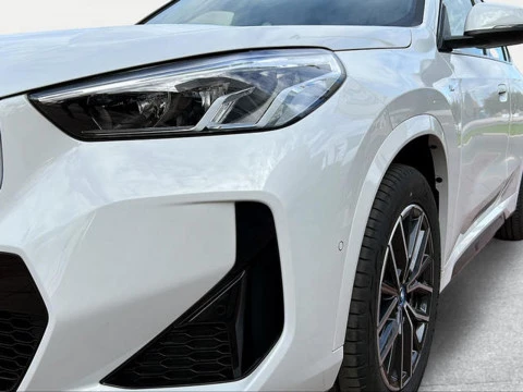 BMW iX1 xDrive30