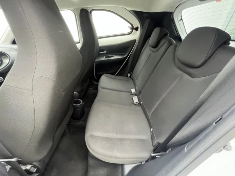 Toyota Aygo X Cross 1.0 VVT-I 72CV Play