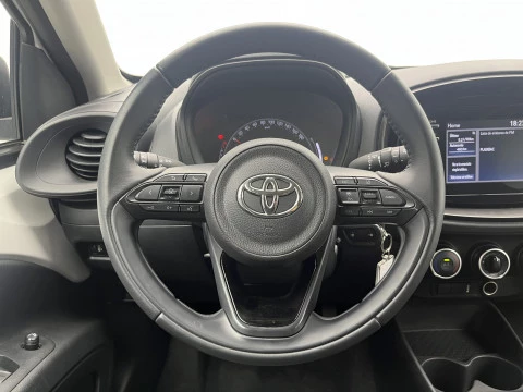 Toyota Aygo X Cross 1.0 VVT-I 72CV Play