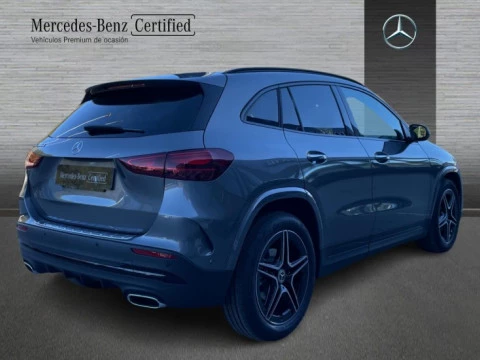Mercedes-Benz GLA  200 d