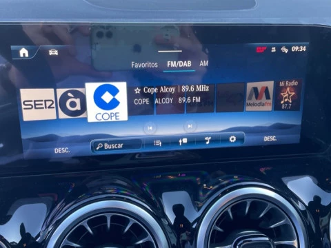 Mercedes-Benz GLA  200 d