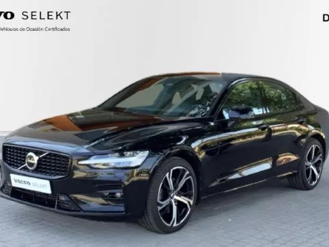 Volvo S60 B4(G) FWD Plus Dark Auto