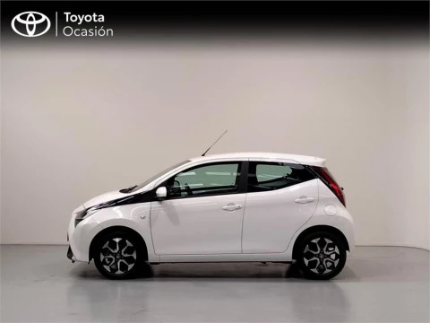 Toyota Aygo 5 Puertas x-play 70 Manual 5v