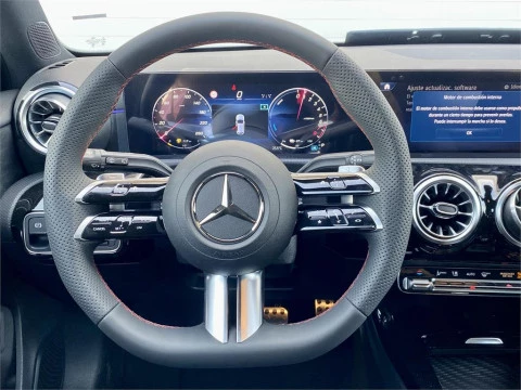 Mercedes-Benz Clase A 250 e con tecnología híbrida EQ