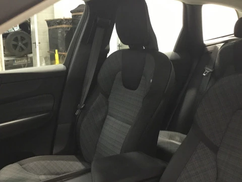 Volvo XC60 B4 Core (Diésel)