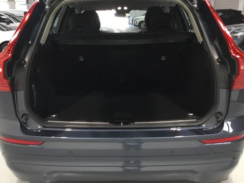 Volvo XC60 B4 Core (Diésel)