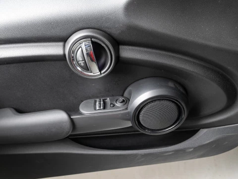 MINI COOPER 5 PUERTAS