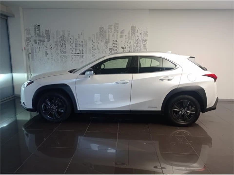 Lexus UX SUV BUSINESS 2.0 L Híbrido (2WD)