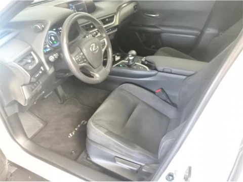 Lexus UX SUV BUSINESS 2.0 L Híbrido (2WD)