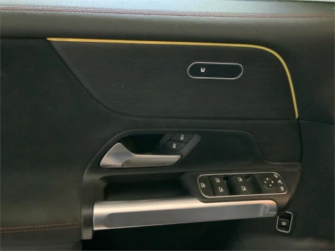 Mercedes-Benz EQB EQB 300 4MATIC