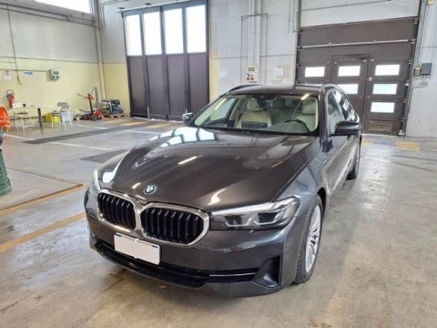 BMW Serie 5 530e Touring