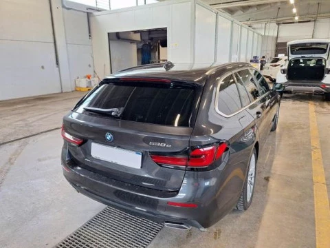 BMW Serie 5 530e Touring