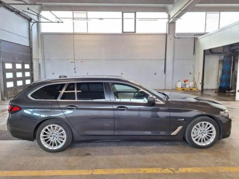 BMW Serie 5 530e Touring