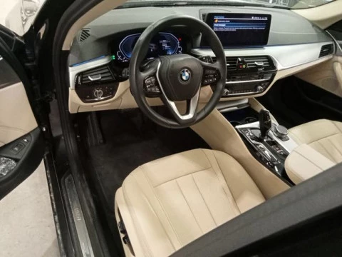 BMW Serie 5 530e Touring
