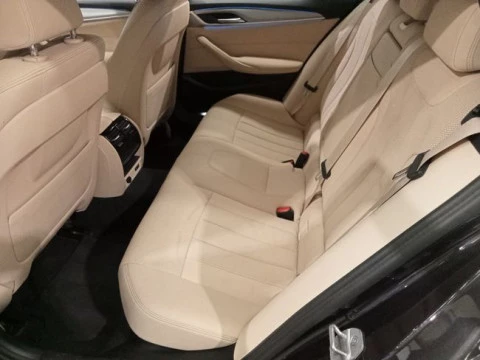 BMW Serie 5 530e Touring
