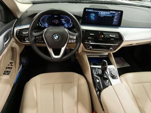 BMW Serie 5 530e Touring