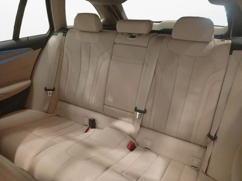 BMW Serie 5 530e Touring