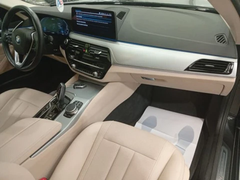 BMW Serie 5 530e Touring