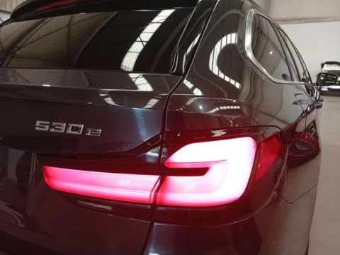 BMW Serie 5 530e Touring