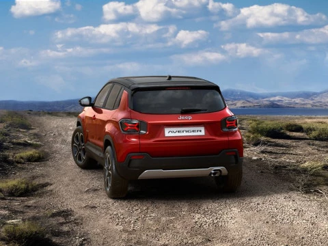 Jeep Avenger 1.2 eHybrid 74kW (100CV) Summit