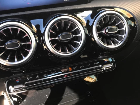 Mercedes-Benz Clase A  180 Compacto