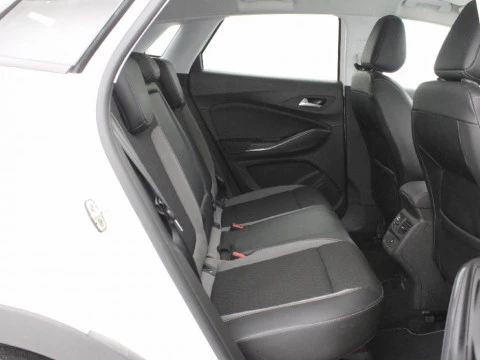 Opel Grandland X 1.6 TURBO AUTO 181 5P